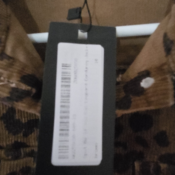 NWT, Nasty Gal Leopard Print Button-Up Jacket Size 6. - Picture 4 of 5